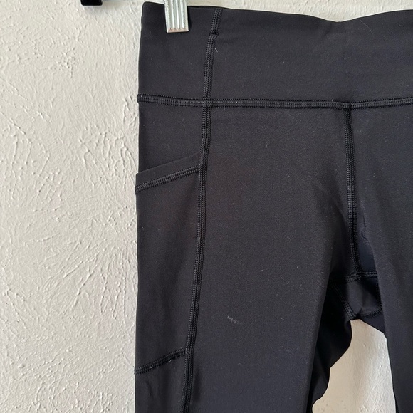 Lululemon black tight stuff tight legging size 6​​​ - Picture 9 of 13